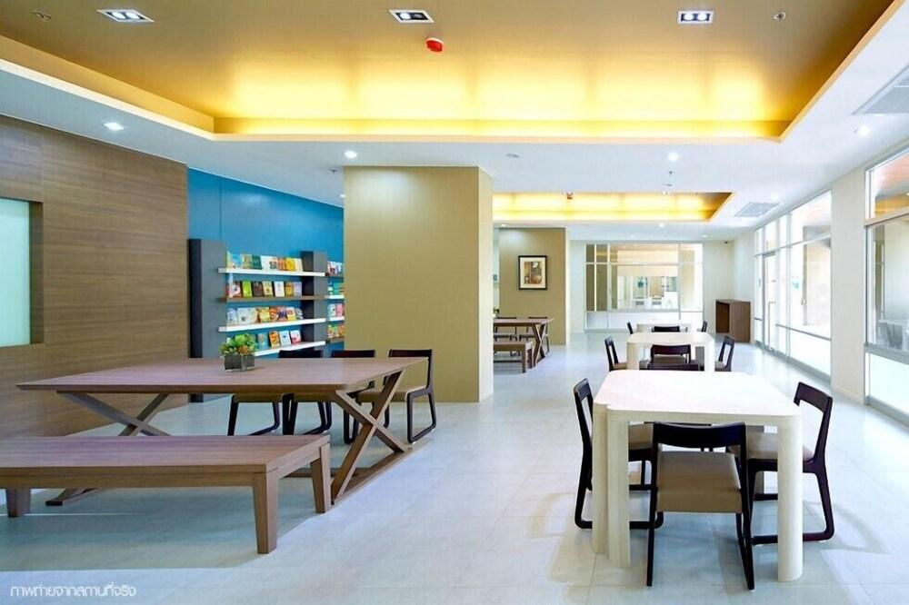 Airport Link Hua Mak Condo 방콕 외부 사진